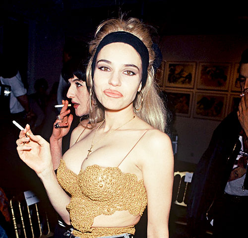 760a5cd9a0ff18687de23d0ef24374a8